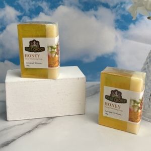 140g bar for skin, brightening soap for radiance, and glowing (Honey ) 1 soap